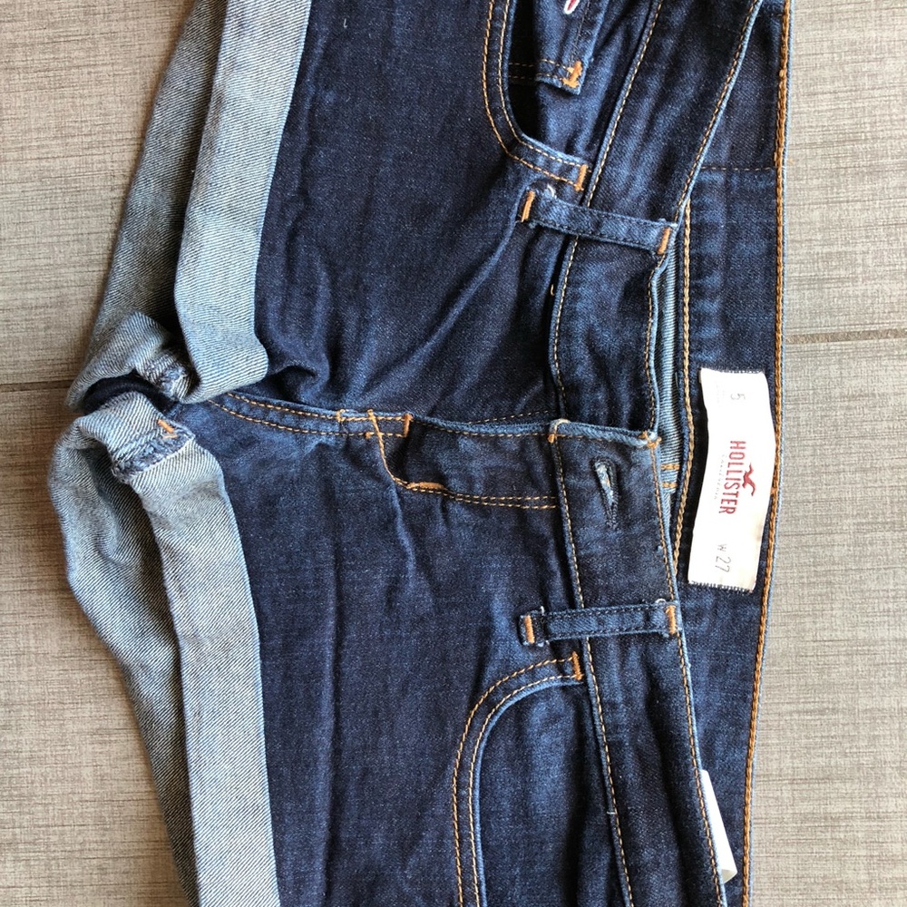 Hollister jean shorts, size 5.